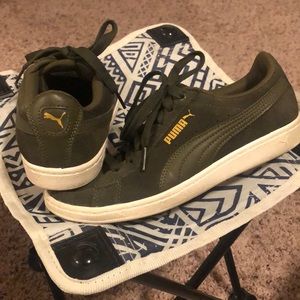 Puma Sneakers 👟👟